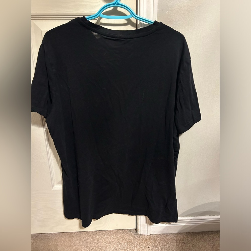 Nintendo Legend of Zelda XL men’s t-shirt. Used. Fits a bit small. Black. Link. - Picture 3 of 3